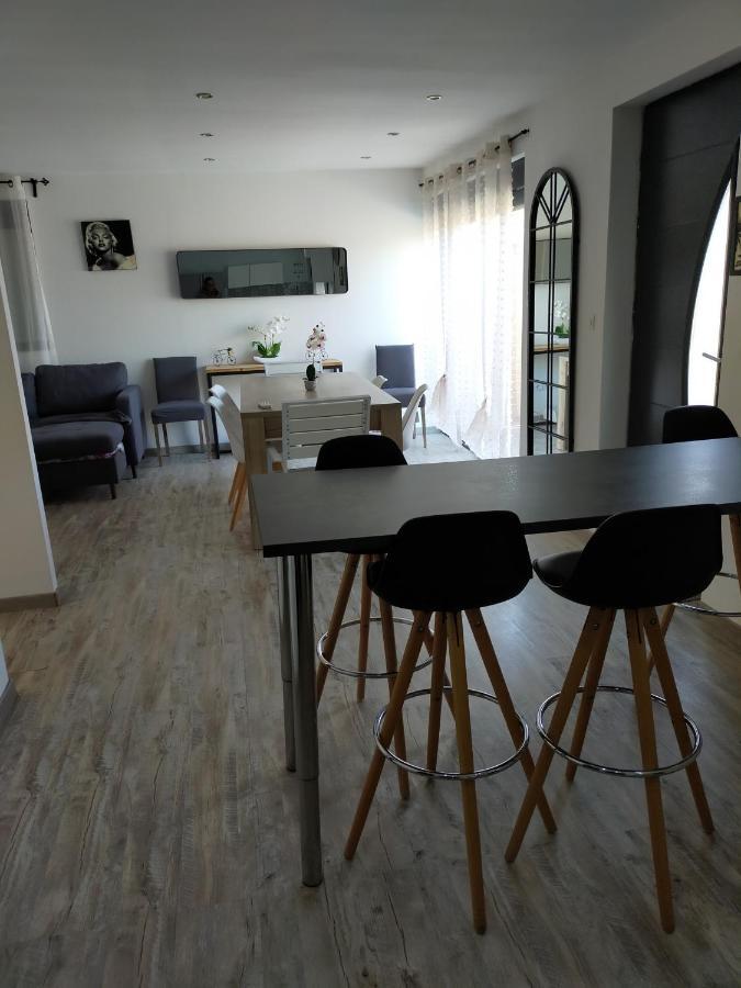Logement Atypique อาร์ลส์ ภายนอก รูปภาพ