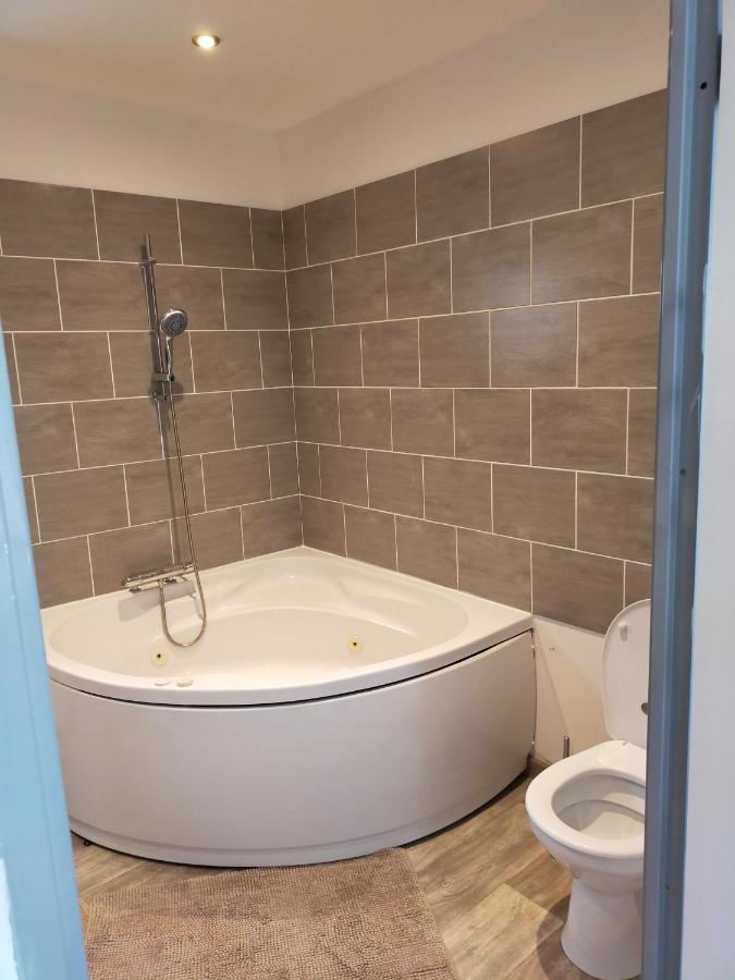Logement Atypique อาร์ลส์ ภายนอก รูปภาพ
